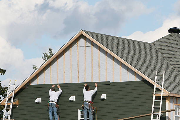 Professional Siding technician working in Moncure, NC